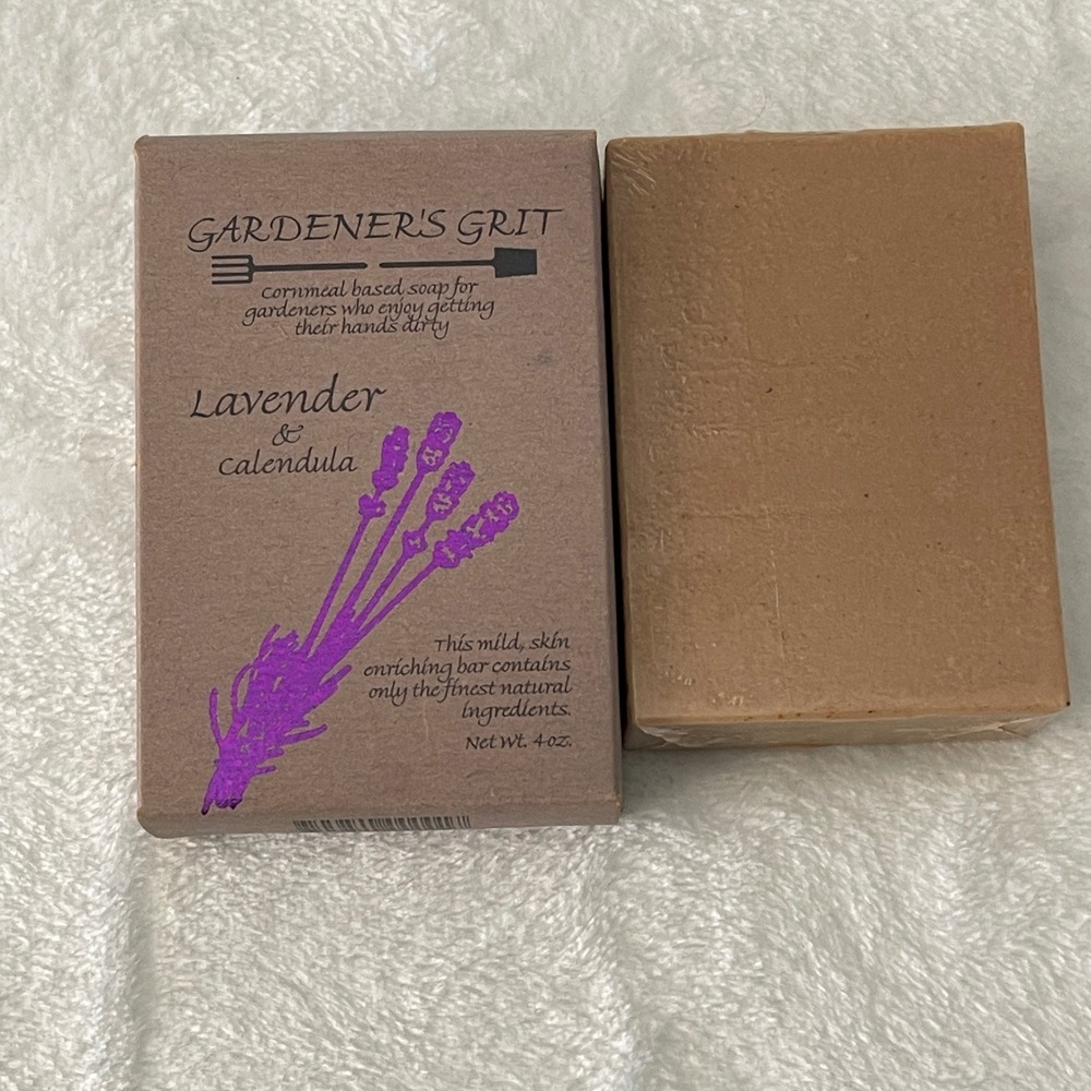 Gardener's Grit Lavender‎ Calendula Cornmeal Soap Bar 4 oz Natural Ingredients